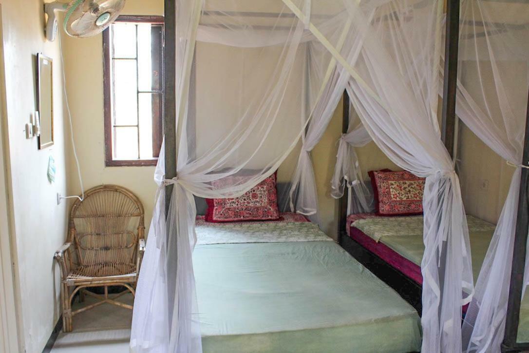 Harrys Oceanhouse 2 Pacitan Appartement Buitenkant foto