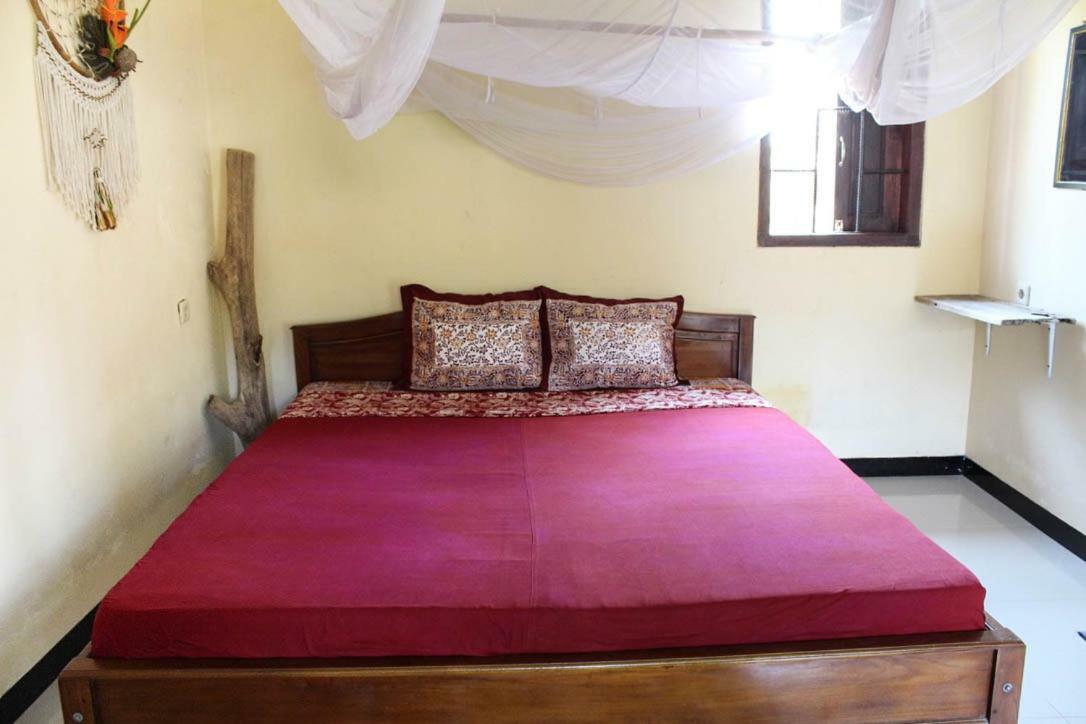 Harrys Oceanhouse 2 Pacitan Appartement Buitenkant foto