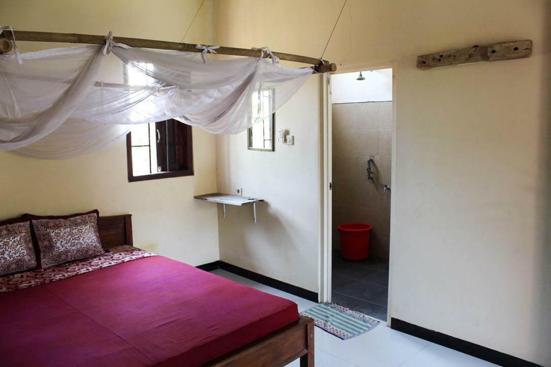 Harrys Oceanhouse 2 Pacitan Appartement Buitenkant foto