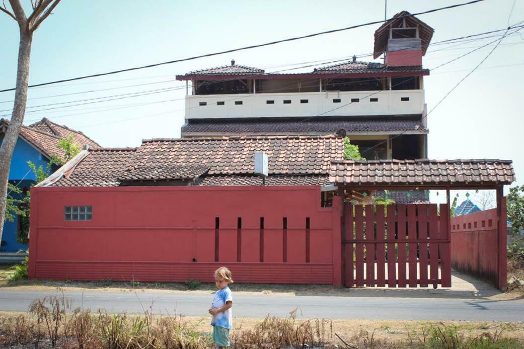 Harrys Oceanhouse 2 Pacitan Appartement Buitenkant foto